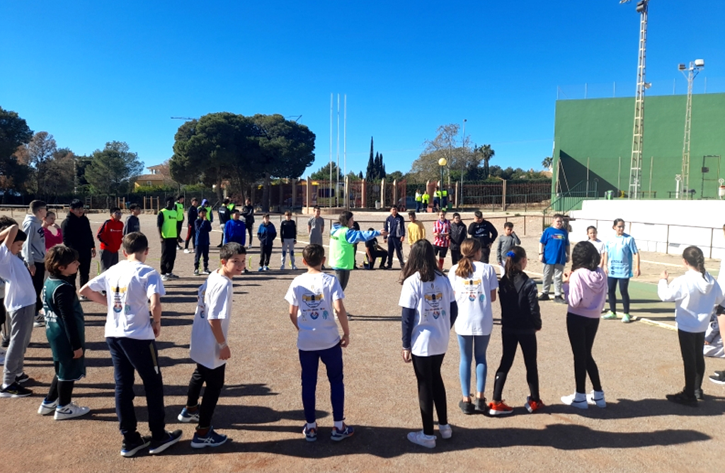 Alumnos de Sexto de Primaria jugaron al atletismo en el 